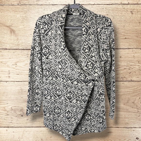 Tribal Jeans Sweaters - TRIBAL JEANS Womens Geometric Print Wrap Cardigan Long Sleeve Size M Black White